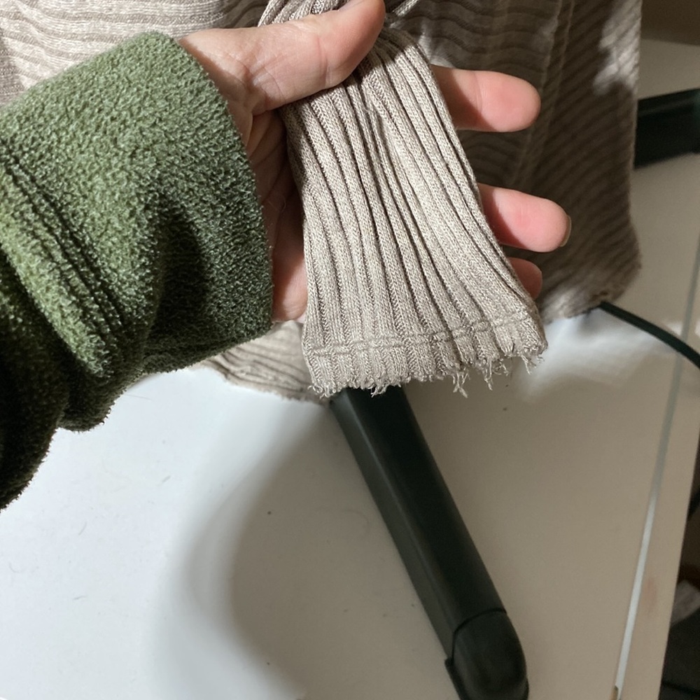 We the free top sweater long sleeve - Picture 2 of 7